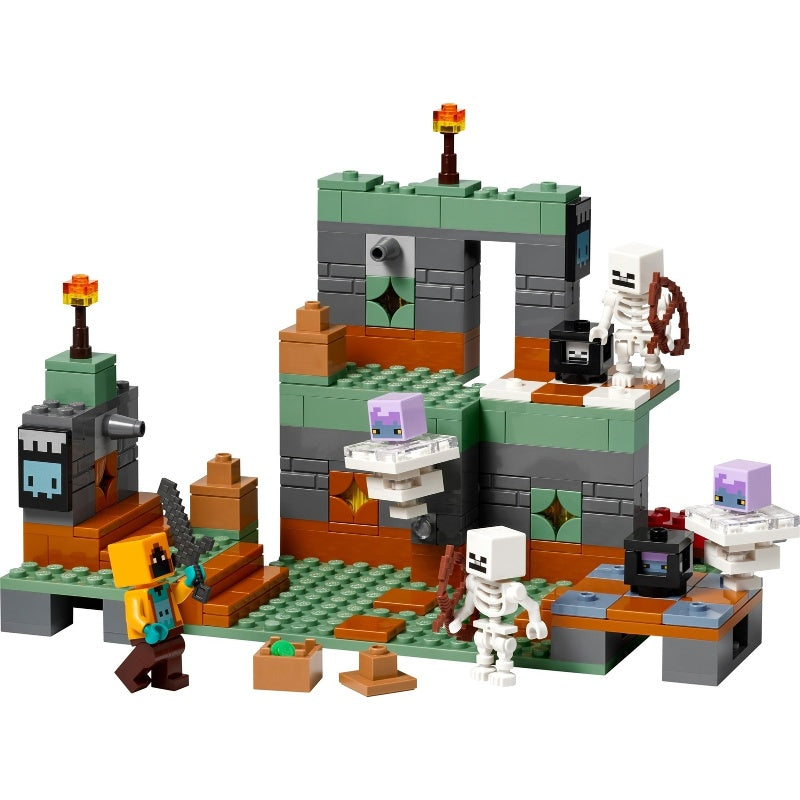 21271 The Trial Chamber (Pre-Owned)