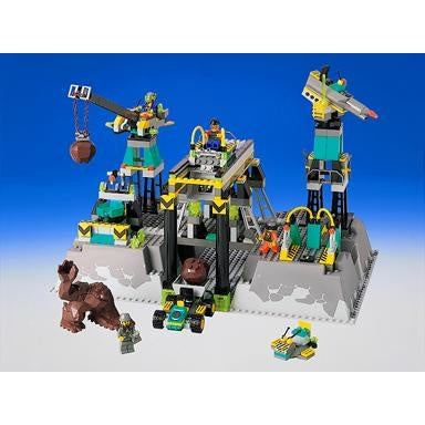 4990 Rock Raiders HQ (Pre-Owned)