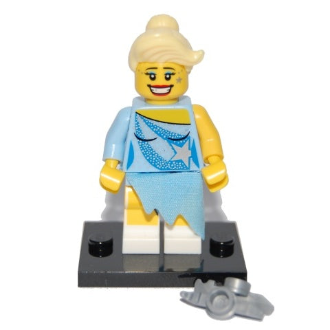 col04-15 Ice Skater
