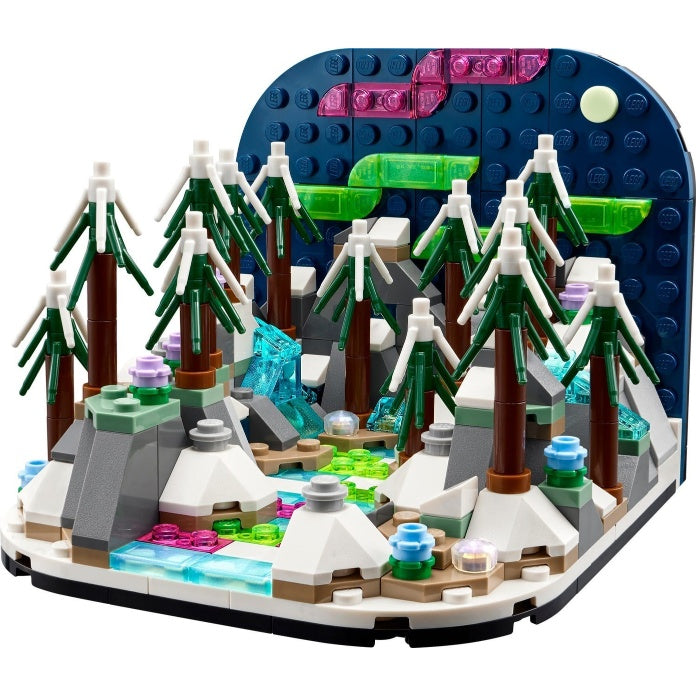 40785 Northern Lights Diorama (Pre-Owned)