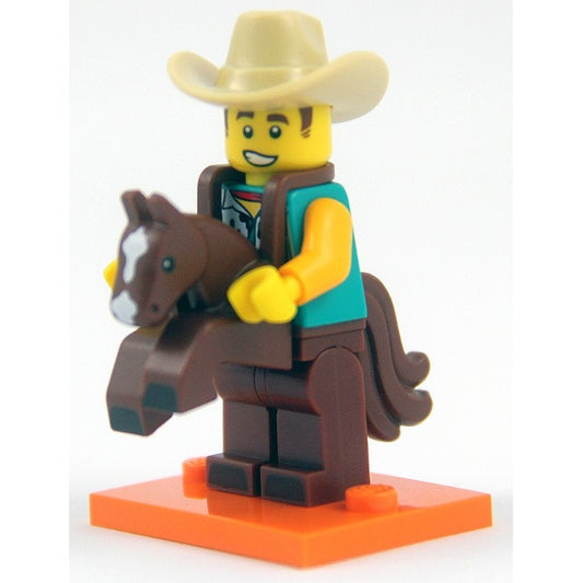 col18-15 Cowboy Costume Guy