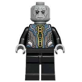 sh0827 Ebony Maw - Light Bluish Gray Head