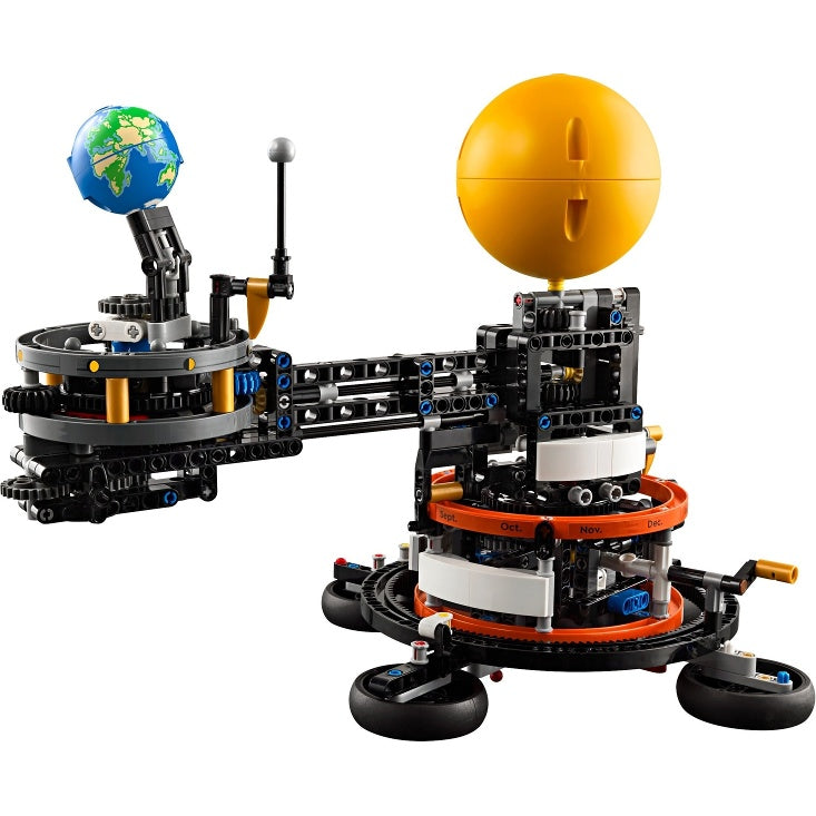 42179 Planet Earth and Moon in Orbit (Pre-Owned)