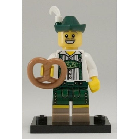 col08-3 Lederhosen Guy