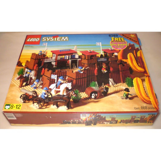 6769 Fort Legoredo (Retired New-In-Box)