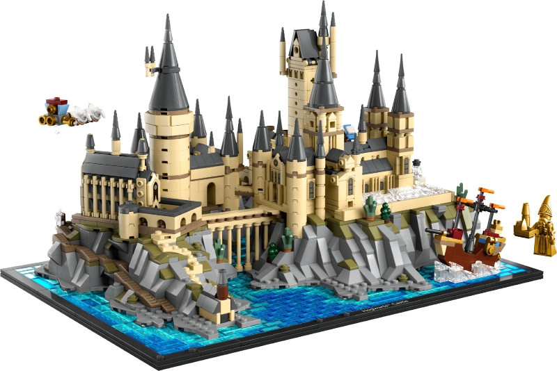 76419 Hogwarts Castle and Grounds (Pre-Owned)
