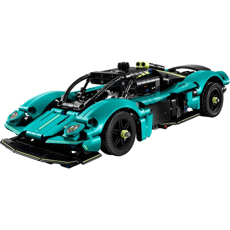 42208 Aston Martin Valkyrie (Pre-Owned)