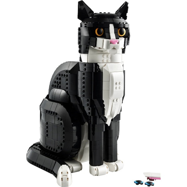 21349 Tuxedo Cat (Pre-Owned)