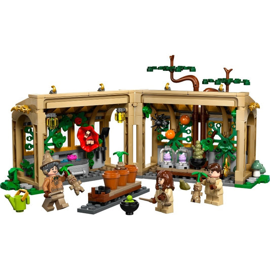 76445 Hogwarts Castle: Herbology Class (Pre-Owned)